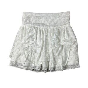Lulus White Lace Mini Skirt  Size M  Romantic Coquette Rehearsal Bachelorette